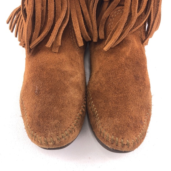 Minnetonka 1632 3-Layer Fringe Moccasin Boots 7 - Picture 9 of 11